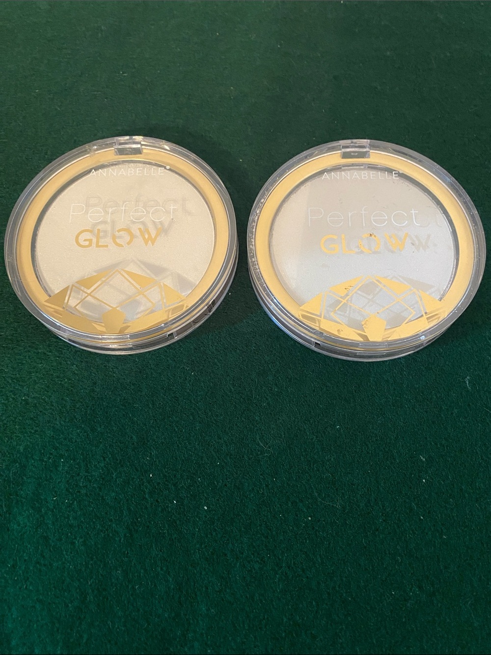 Annabelle Perfect Glow Highlight Powder Topaz.